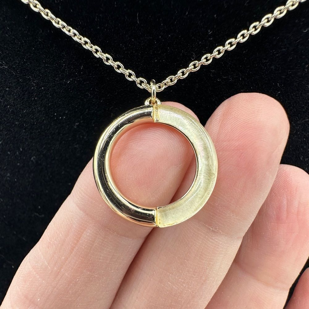 Banana Republic 2‎ toned pendent necklace NWT
